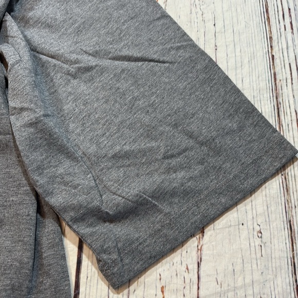 CATHERINES Sequin Penguin Graphic Grey Quarter Sleeve Top sz 4X - Picture 4 of 10